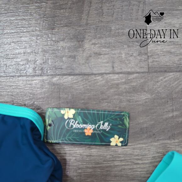 Blooming Jelly High Waist Crop Bikini Swimsuit Size S - Picture 3 of 6